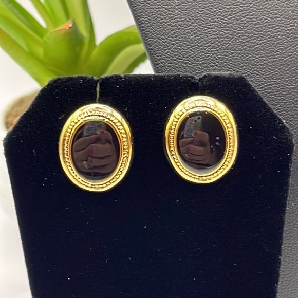 1928 Black and Gold Beaded Pendant Necklace Matching Earrings Set - Picture 4 of 10